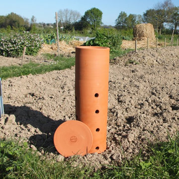Franse compost pot van terracotta – ingegraven composteer pot met deksel – natuurlijke aardetint